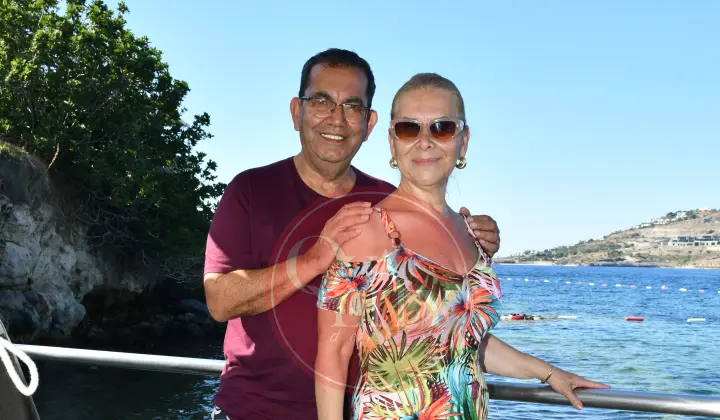 Osman Arar eşi Suzan hanım ile tatil keyfinde 3 Osman Arar eşi Suzan hanım ile tatil keyfinde