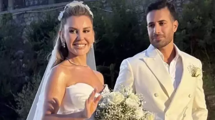Eda Erol pilot sevgilisi Ekrem Karaçayır ile evlendi 3 68b141cd635ea6bf3bd66137 Eda Erol pilot sevgilisi Ekrem Karaçayır ile evlendi