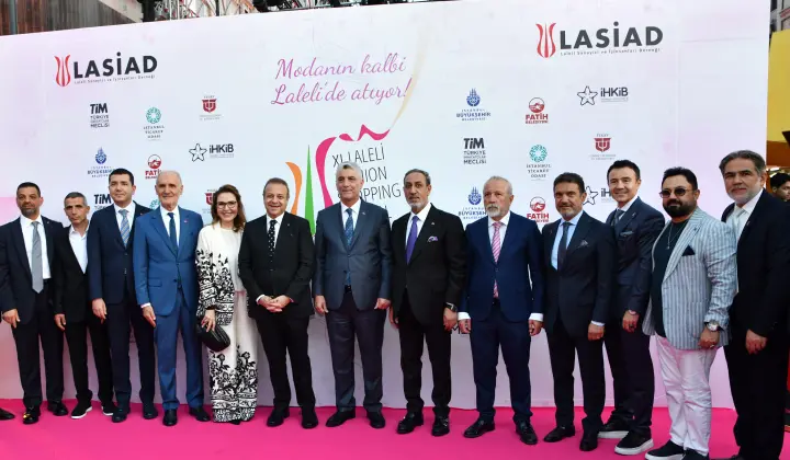 İş ve moda dünyasını buluşturan açılış