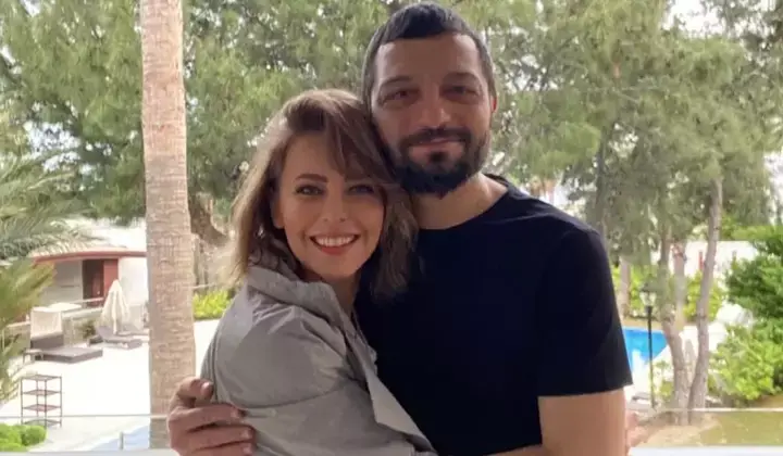 Vildan Atasever ve Mehmet Erdem'den bebek müjdesi 1 Vildan Atasever ve Mehmet Erdem’den bebek müjdesi
