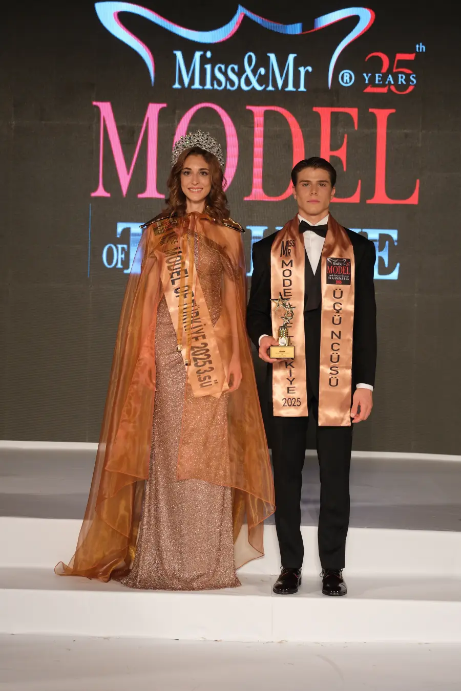 Miss & Mr Model of Türkiye’de taçlar sahiplerini buldu 4 kerem melike Miss & Mr Model of Türkiye’de taçlar sahiplerini buldu
