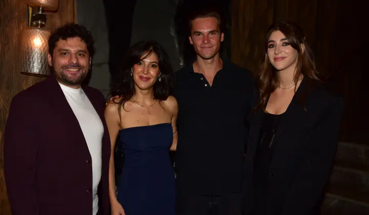 Lara Kurdoğlu’nun yeni filmi sanat ve cemiyet dünyasını buluşturdu 1 Lara Kurdoğlu’nun yeni filmi sanat ve cemiyet dünyasını buluşturdu