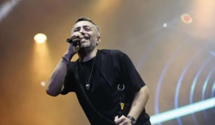 Resul Dindar’dan Kahramanmaraş’ta unutulmaz konser 1 Resul Dindar’dan Kahramanmaraş’ta unutulmaz konser