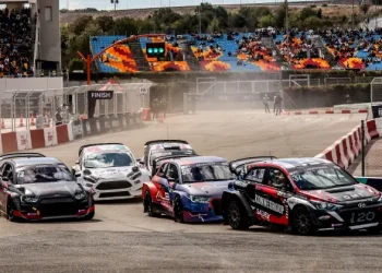 Dünya Rallikros finalinde destansı düello