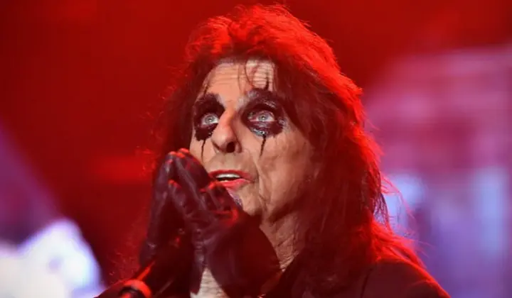 Rock’ın Karanlık Prensi Alice Cooper 13 Haziran 2026’da Lifepark’ta 1 Rock’ın Karanlık Prensi Alice Cooper 13 Haziran 2026’da Lifepark’ta