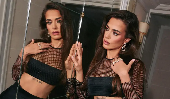 Bensu Soral, Paris’te ışık saçtı