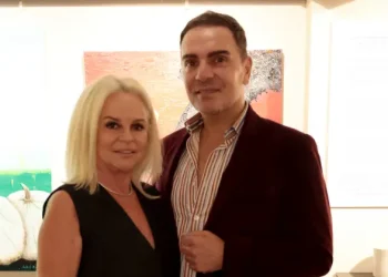 Sibel Baruh, ikinci kişisel sergisi ile La Visione Art Galeri’de