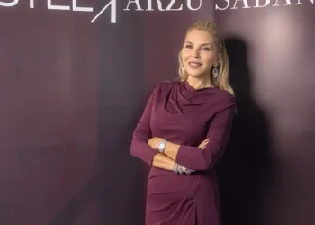 Pastel x Arzu Sabancı Koleksiyonu ile zamansız bir buluşma