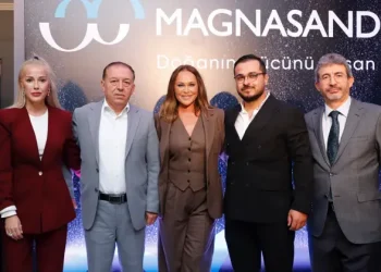 Hülya Avşar bu kez doğanın şifasını evlere taşıyor