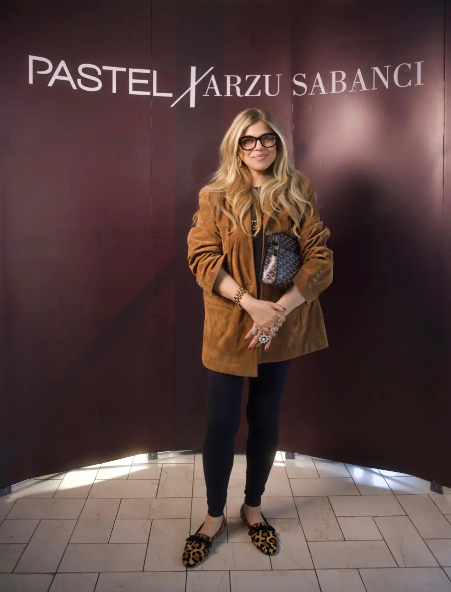 Pastel x Arzu Sabancı Koleksiyonu ile zamansız bir buluşma 4 pelin kaya Pastel x Arzu Sabancı Koleksiyonu ile zamansız bir buluşma