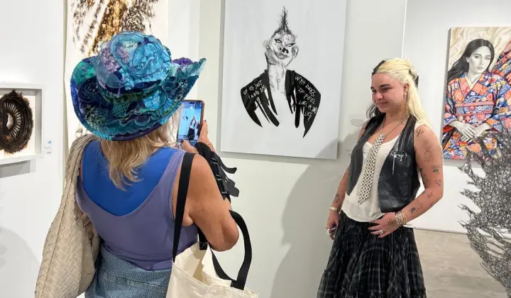 Nilsu Eriş, çarpıcı eserleriyle Art Miami’de yer aldı 1 Nilsu Eriş, çarpıcı eserleriyle Art Miami’de yer aldı