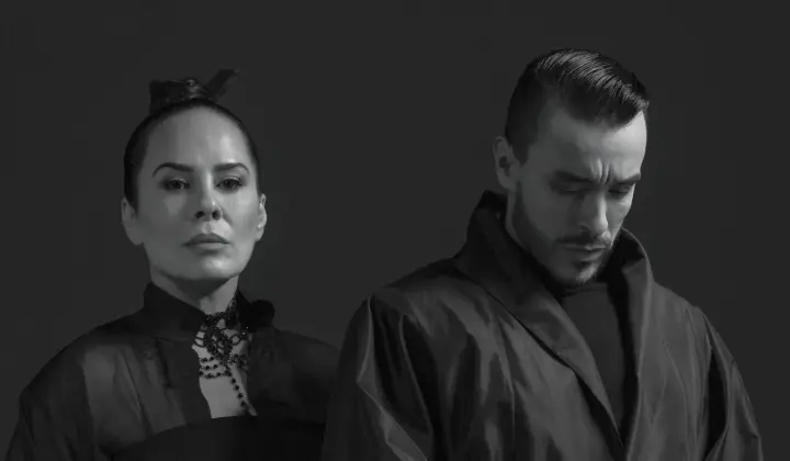 Cem Adrian ve Demet Sağıroğlu’ndan muhteşem düet