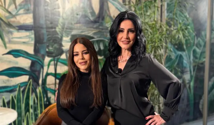Simge Sağın'dan sürpriz itiraf: Evlenip boşanmış 1 Simge Sağın’dan sürpriz itiraf: Evlenip boşanmış