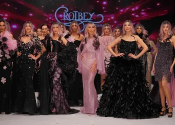 IF Wedding Fashion İzmir’de gala defilesinde yıldızlar geçidi