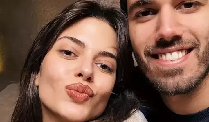 Derin Talu’dan aşk pozu! 1 Derin Talu’dan aşk pozu!