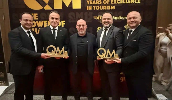 Jolly, QM Awards’ta çifte ödülle sahnede