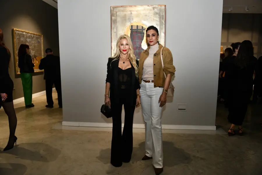 burcusendir fatma kockaya Bubi'den Dg Art Gallery'de 'İkonalar' sergisi