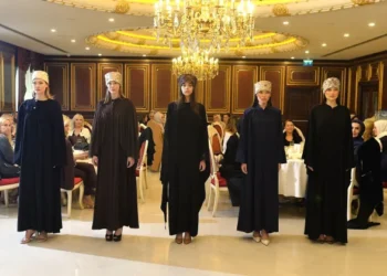 Emel Kulüp, markası ile Paris Modest Fashion Week’te göz doldurdu