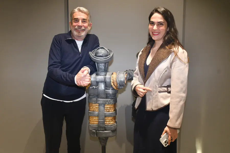 omer halime Bubi'den Dg Art Gallery'de 'İkonalar' sergisi