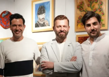 Ali Boz’un ilk kişisel sergisi sanatseverlerle buluştu 