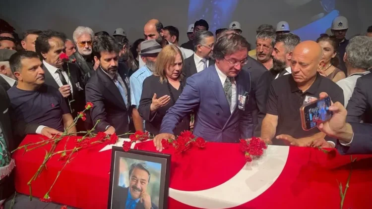 Efsane oyuncu Kadir İnanır’a veda…