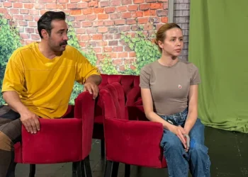 Kadın ve erkeğin bitmeyen savaşı sahnede: Kadın Aklı Erkek Aklı