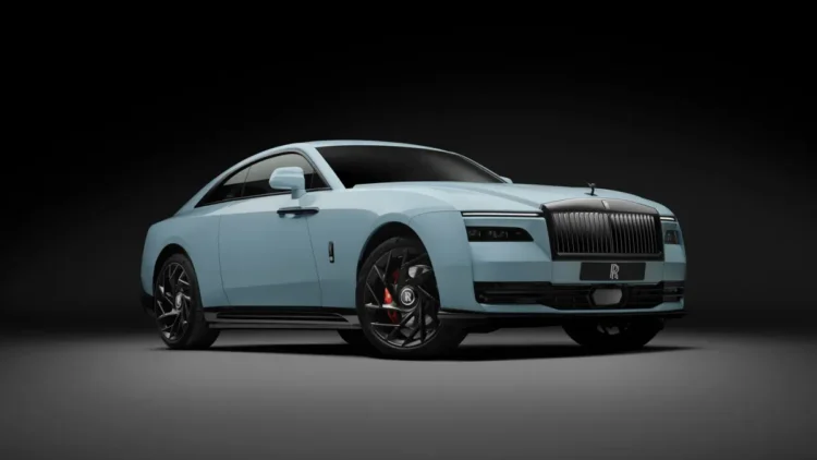 Rolls-Royce Spectre Series II’yi sunuyor