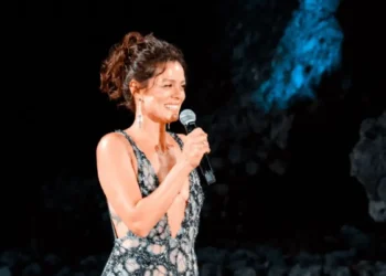 Özge Özpirinçci’ye İtalya’da uluslararası ödül