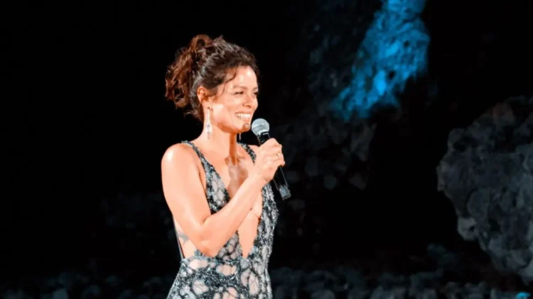 Özge Özpirinçci’ye İtalya’da uluslararası ödül