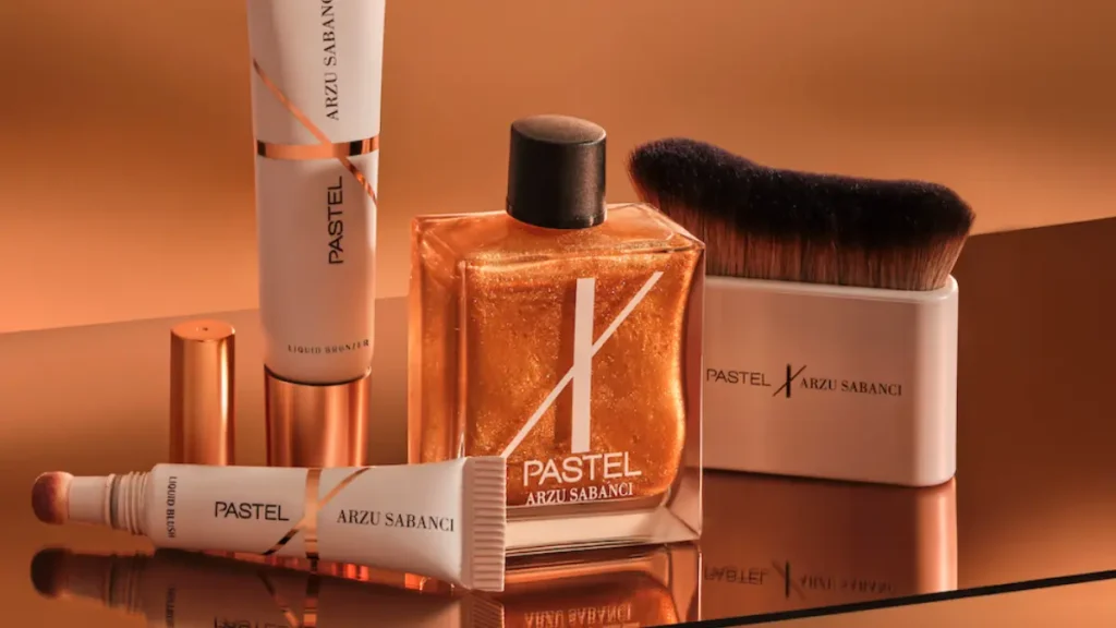 pastel arzu PastelXArzu Sabancı Summer Glow Koleksiyonu yaza ışıltı katıyor