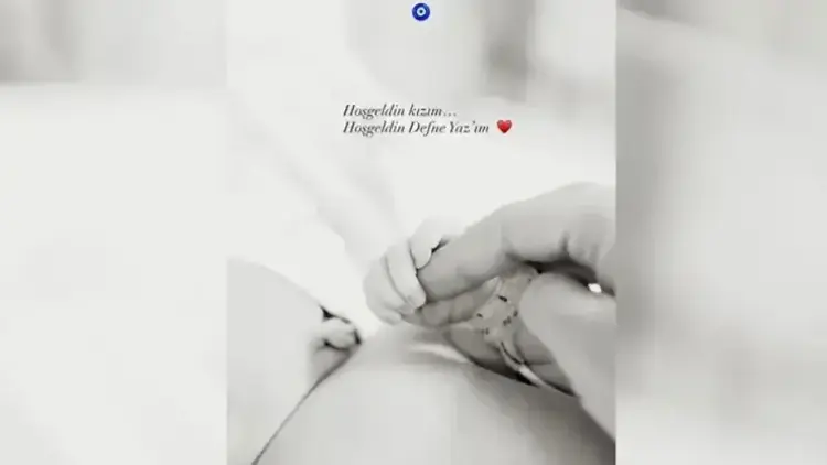 Merve Dinçkol ile Feyyaz Şerifoğlu çifti ilk bebeklerine kavuştu 3 6a6a12b9473910b68c7e15e9 Merve Dinçkol ile Feyyaz Şerifoğlu çifti ilk bebeklerine kavuştu