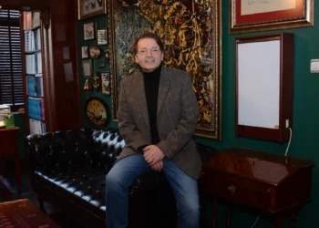 Prof. Dr. Mete Düren: Tiroid vücudun orkestra şefidir