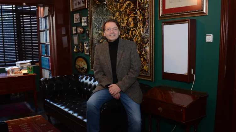 Prof. Dr. Mete Düren: Tiroid vücudun orkestra şefidir