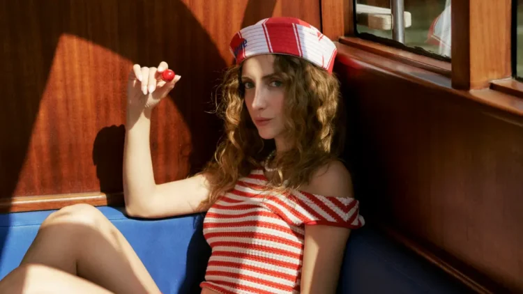 Ceren Gündoğdu’dan yeni bir aşk şarkısı