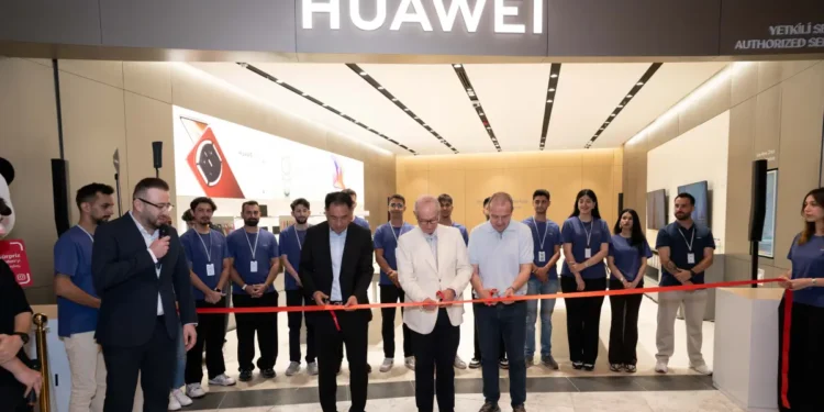 HUAWEI, Türkiye’deki yeni deneyim mağazasının kapılarını açtı 3 HUAWEI, Türkiye’deki yeni deneyim mağazasının kapılarını açtı
