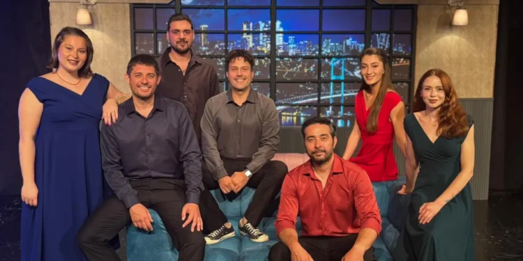 ‘Kadın Aklı Erkek Aklı’ oyunu prömiyerini yaptı