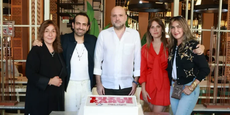 ‘Tuzlu Kahve’ sete çıktı