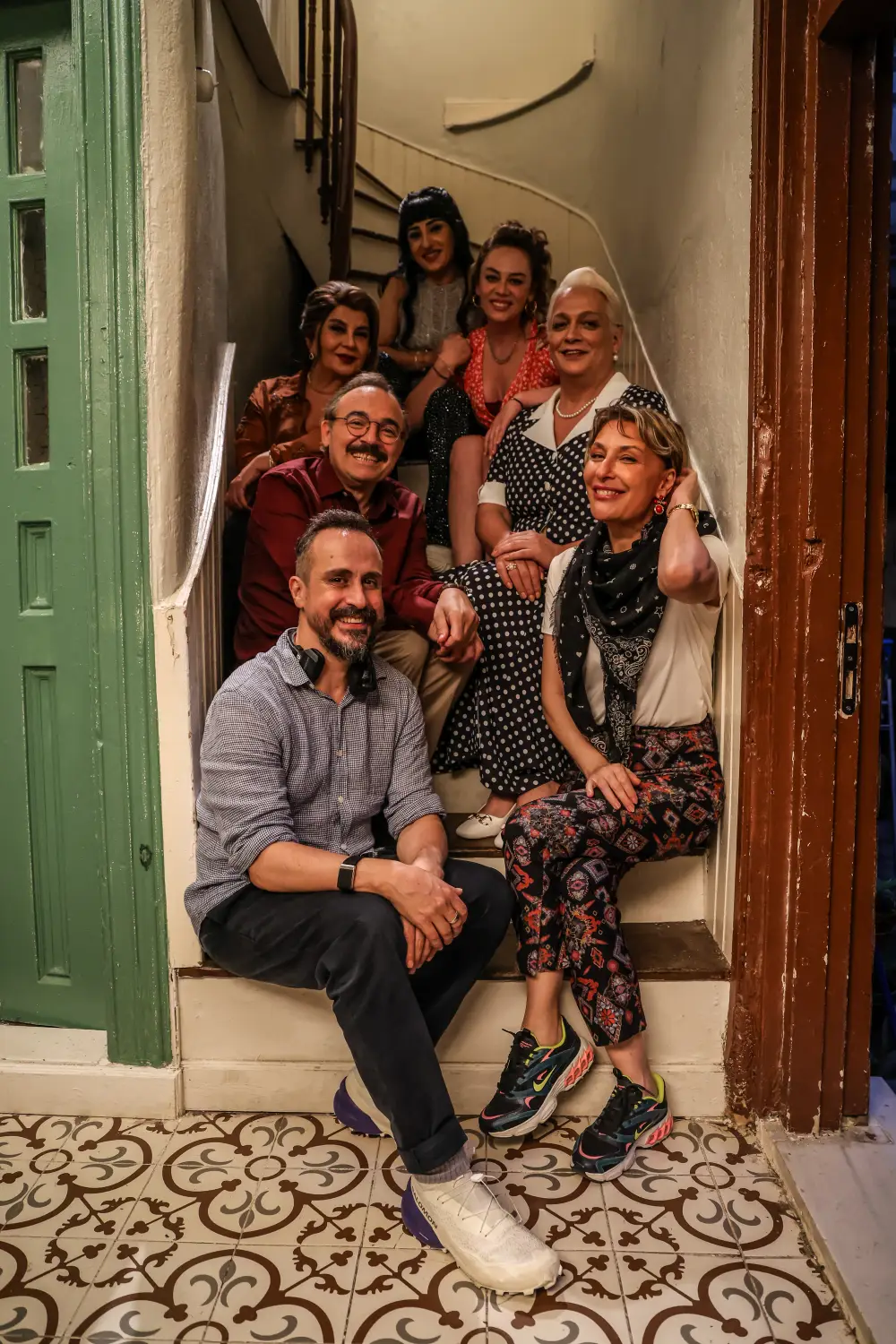 '2 Aile Arasında' filminin çekimleri tamamlandı! 5 151 2 '2 Aile Arasında' filminin çekimleri tamamlandı!