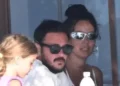 Pelin Akil ve Anıl Altan kızlarıyla Marmaris’te tatilde