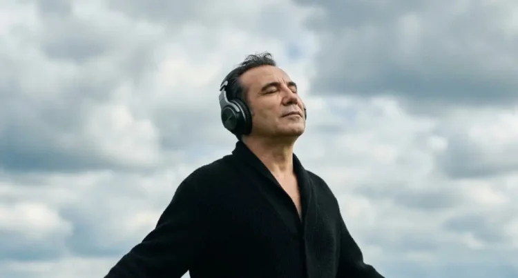 Ferhat Göçer’den takıntılı aşıklara şarkı geldi!