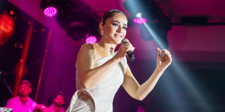 Derya Bedavacı'dan 30 Ağustos mesajı 6 Derya Bedavacı’dan 30 Ağustos mesajı