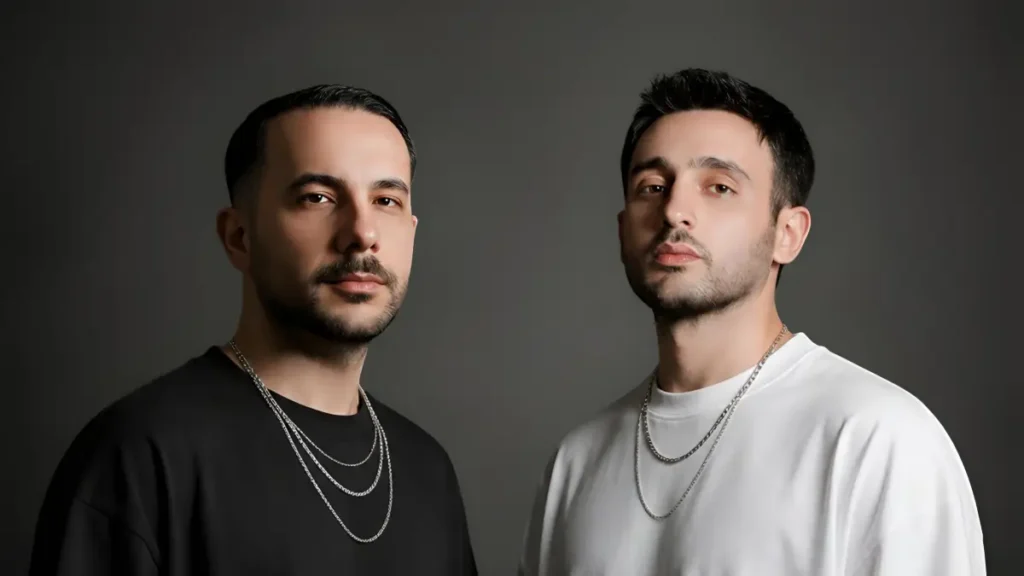 Zaaf, yeni teklisi "Al Bu Can Senin Olsun" 1 Zaaf Promo Foto Zaaf, yeni teklisi "Al Bu Can Senin Olsun"