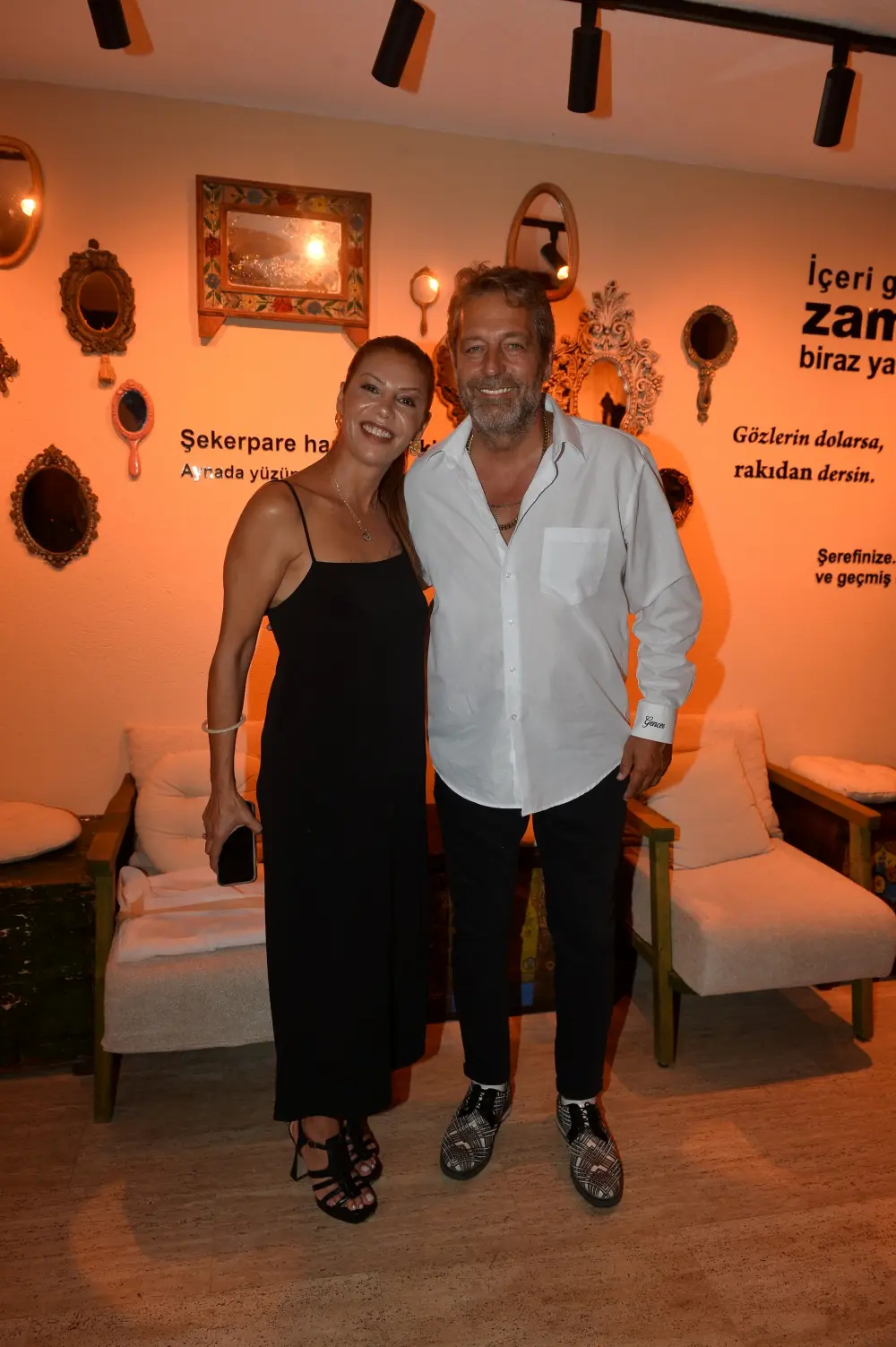 Olgar çifti Bodrum’da dostlarını ağırladı 3 ahuatmaca boragencer Olgar çifti Bodrum’da dostlarını ağırladı
