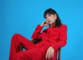 Aslı Demirer yeni single’ı ‘Durur Bütün Dünya’ ile geri dönüyor