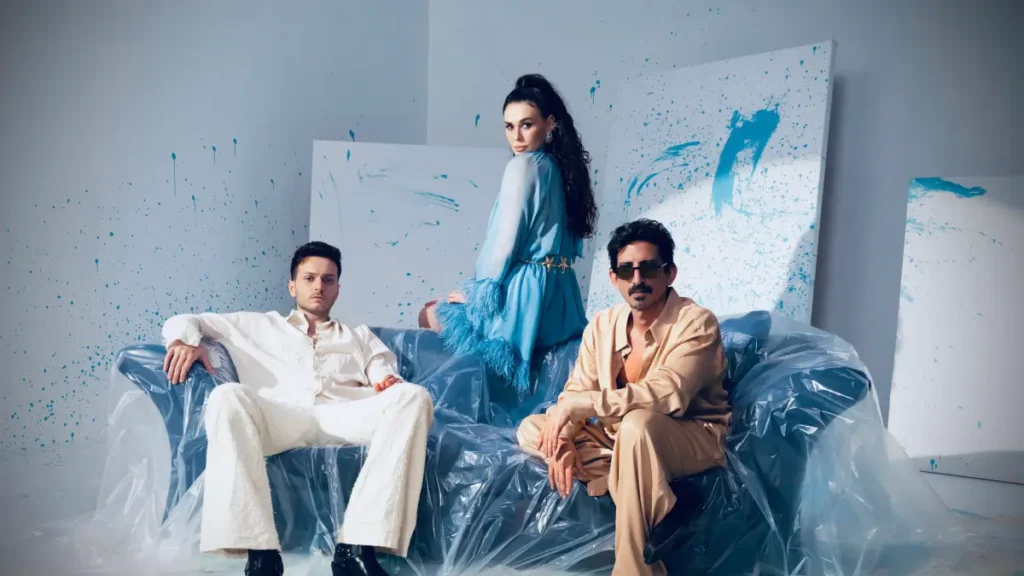 aysehatun Ayşe Hatun Önal, Mert Çodur ve Ozan Bayraşa 'Çıktı Yangınlar'da buluştu