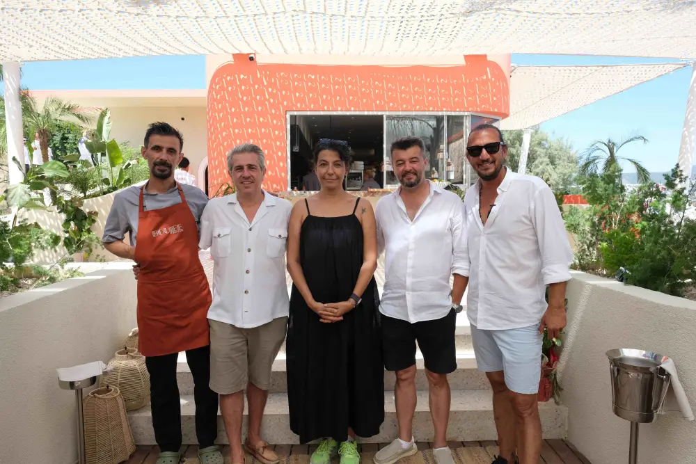 Boujee, Bodrum Asarlık’ta gün batımının en şık adresi oldu 1 bojea Boujee, Bodrum Asarlık’ta gün batımının en şık adresi oldu