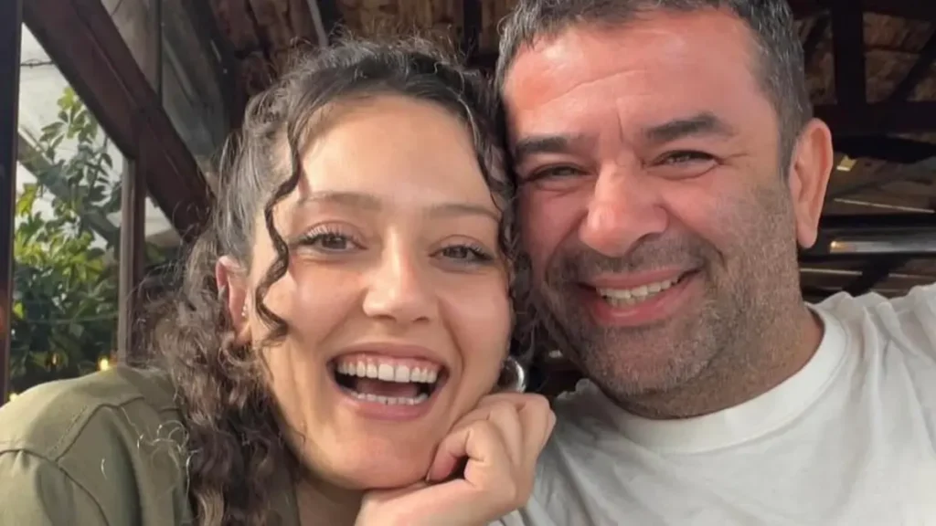 Sevgiliden Bülent Şakrak'a romantik kutlama 1 bulent sakrak sevgili Sevgiliden Bülent Şakrak'a romantik kutlama