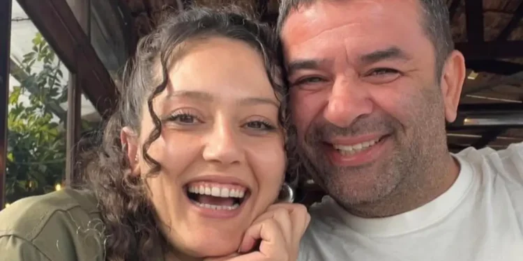 Sevgiliden Bülent Şakrak'a romantik kutlama 7 Sevgiliden Bülent Şakrak’a romantik kutlama