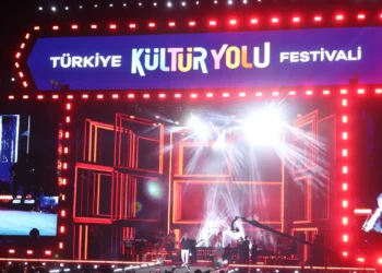 Hakan Altun, Nevşehir Kültür Yolu Festivali’nin açılışında sahne aldı