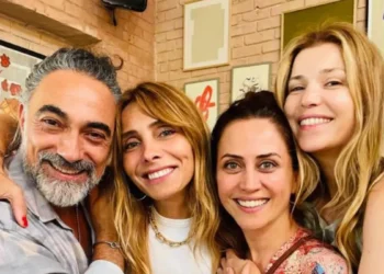 Harem ağası ve haremin güzelleri buluştu